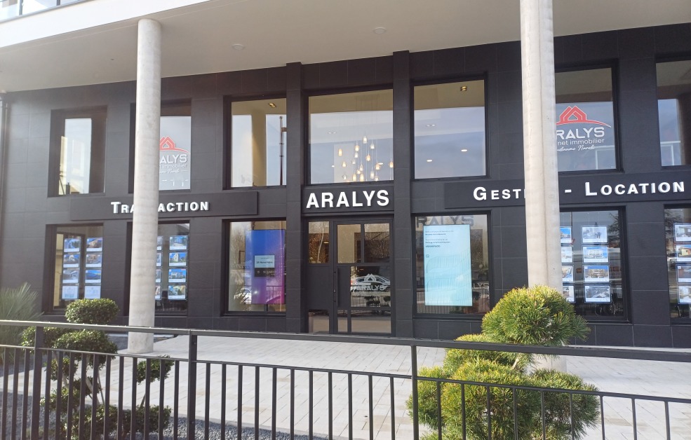 Vitrine ARALYS CABINET IMMOBILIER